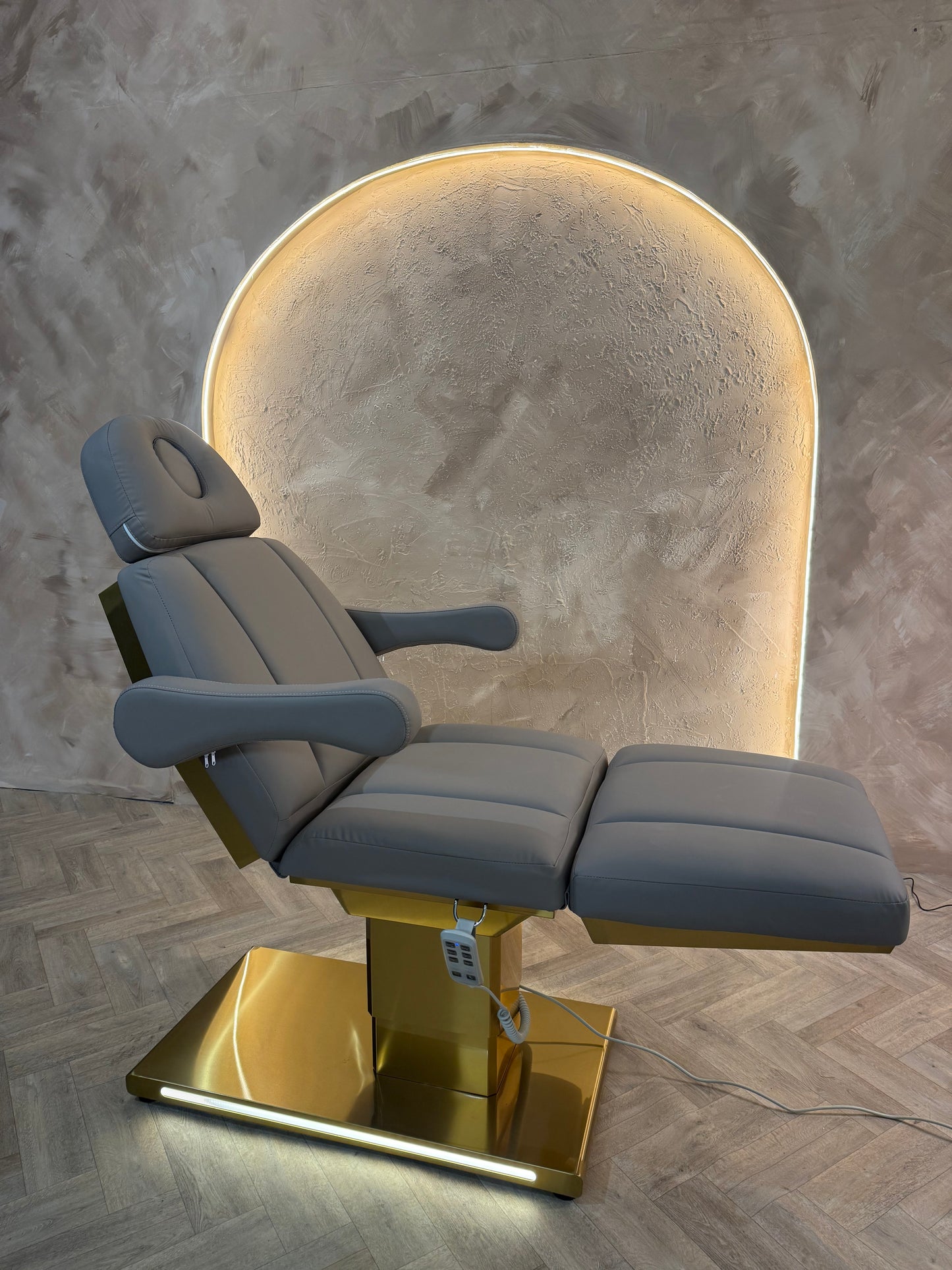 The ‘Celine’ Electric Ultimate Beauty Bundle Set